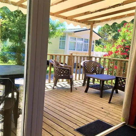 Charming Mobile In Argels-sur-mer With Stunning Views Semesterbostad