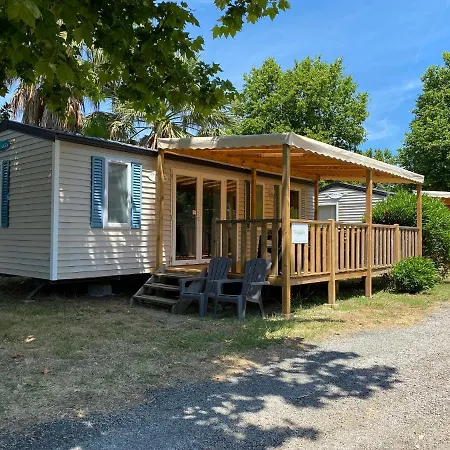 Mobile Homes Sur 3 Bedroom Holiday home Argeles-sur-Mer