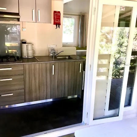 Charming Mobile In Argels-sur-mer With Stunning Views Tatil Evi *