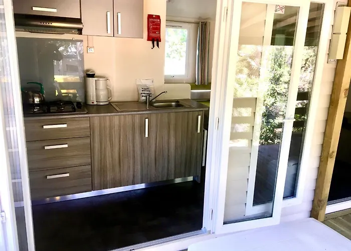 Charming Mobile In Argels-sur-mer With Stunning Views Дом отдыха *